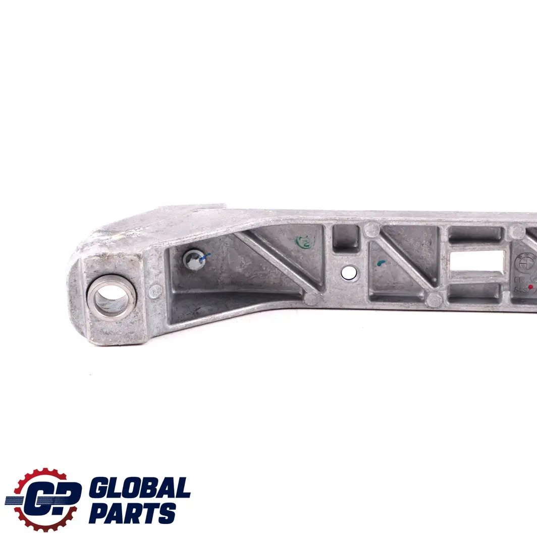 Wspornik Lapa Mocowanie Łożyska Lewy do BMW F33 F83 o numerze 7290345 BMW F33 F83 Wspornik Lapa Mocowanie Łożyska Lewy - SKU 7290345 - Numer Części 7290345