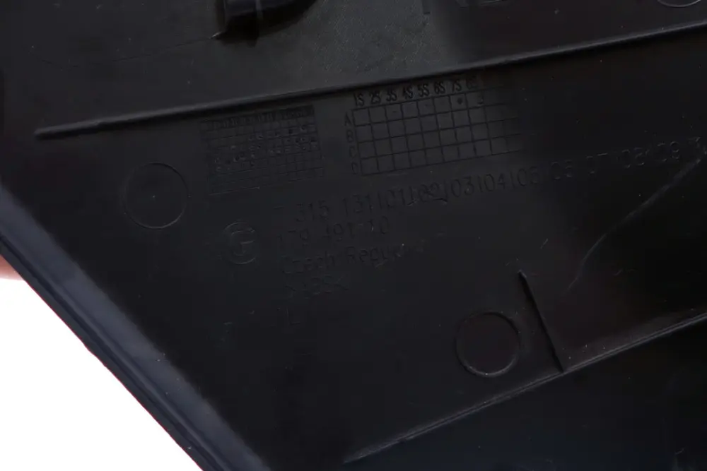 Osłona bocznej listwy lewej do BMW F30 F31 F32 F80 o numerze 7291091 BMW F30 F31 F32 F80 Osłona bocznej listwy lewej - SKU rhd-7291091 - Numer Części 7291091