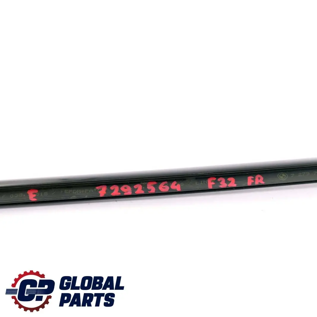 Listwa Szyby Drzwi Prawa Przednia do BMW F32 F33 F82 M4 o numerze 7279774 BMW F32 F33 F82 M4 Listwa Szyby Drzwi Prawa Przednia - SKU 7292564 - Numer Części 7279774