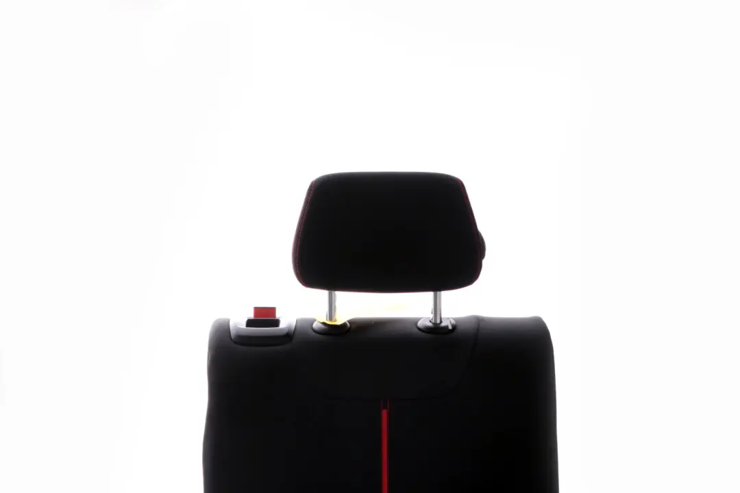 Asiento Trasero Derecho Funda Respaldo Tela Negro Rojo para BMW F20 F21 con número de pieza 7292590 BMW F20 F21 Asiento Trasero Derecho Funda Respaldo Tela Negro Rojo - SKU 7292590 - Número de pieza 7292590