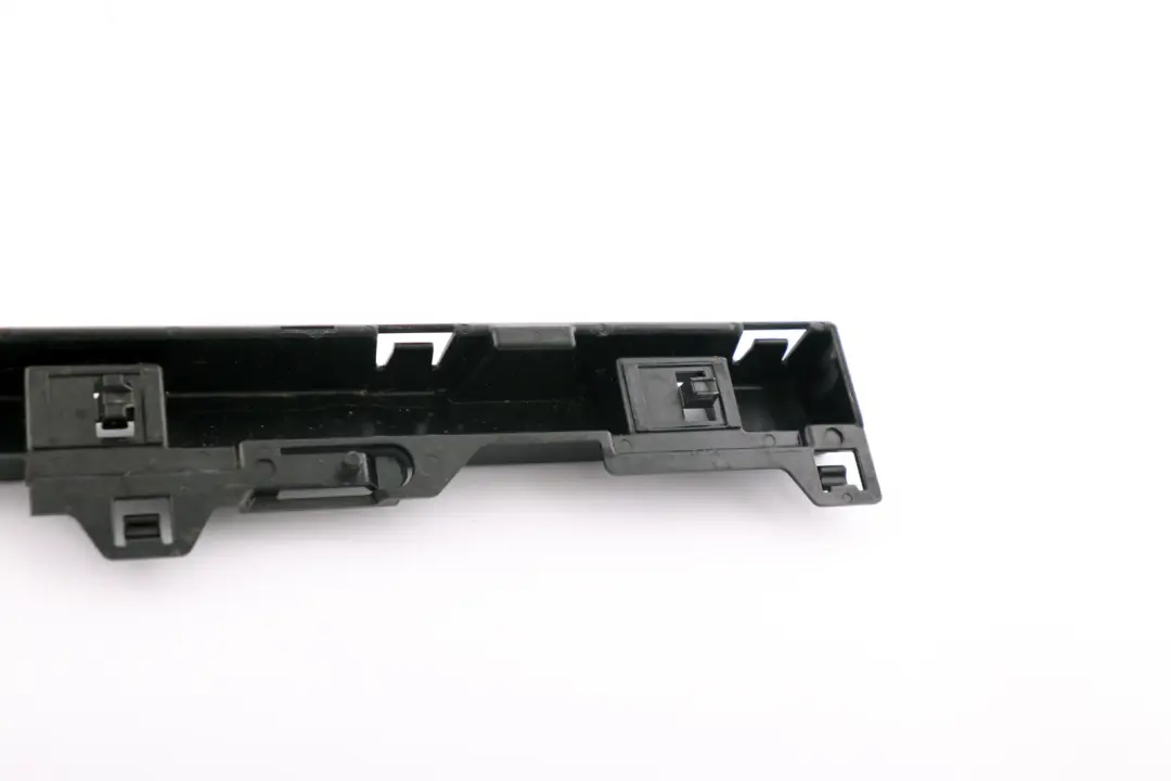 Satz Halteleisten links L2 7240913 für BMW 1 er F20 mit Teilenummer 7293555 BMW 1 er F20 Satz Halteleisten links L2 7240913 - SKU 7293555 - Teilenummer 7293555