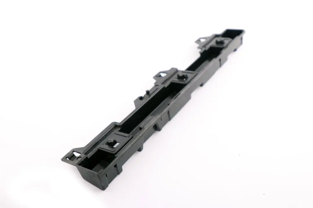 Satz Halteleisten links L2 7240913 für BMW 1 er F20 mit Teilenummer 7293555 BMW 1 er F20 Satz Halteleisten links L2 7240913 - SKU 7293555 - Teilenummer 7293555