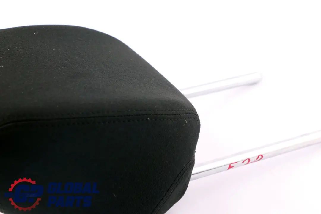 Zagłówek Fotela Czarny Materiał do BMW 1 2 F20 F22 o numerze 7293598 BMW 1 2 F20 F22 Zagłówek Fotela Czarny Materiał - SKU 7293598 - Numer Części 7293598