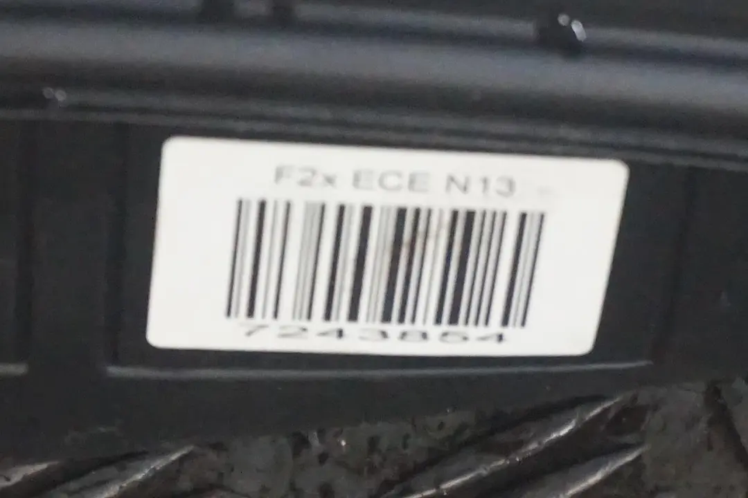 Serbatoio in plastica nudo benzina per BMW F20 F21 F22 F23 con numero di parte 7294604 BMW F20 F21 F22 F23 Serbatoio in plastica nudo benzina - SKU 7294604-1 - Numero di parte 7294604