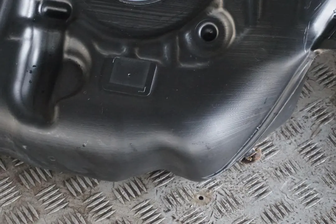 BMW F20 F21 F22 F23 Serbatoio in plastica nudo benzina - SKU 7294604-1 - Numero di parte 7294604