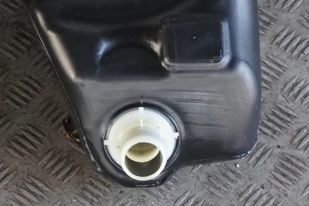 N47N Complete Fuel Tank Diesel to BMW F20 F21 F22 with Part number 7294607 BMW F20 F21 F22 N47N Complete Fuel Tank Diesel - SKU 7294607-1 - Part number 7294607