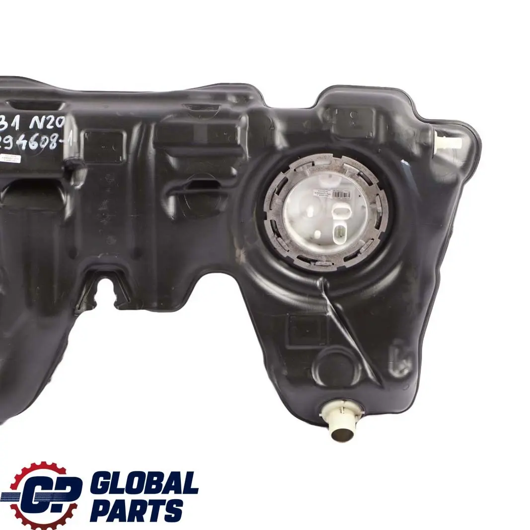 serbatoio completo in plastica benzina per BMW F30 F31 F32 F33 con numero di parte 7294608 BMW F30 F31 F32 F33 serbatoio completo in plastica benzina - SKU 7294608-1 - Numero di parte 7294608