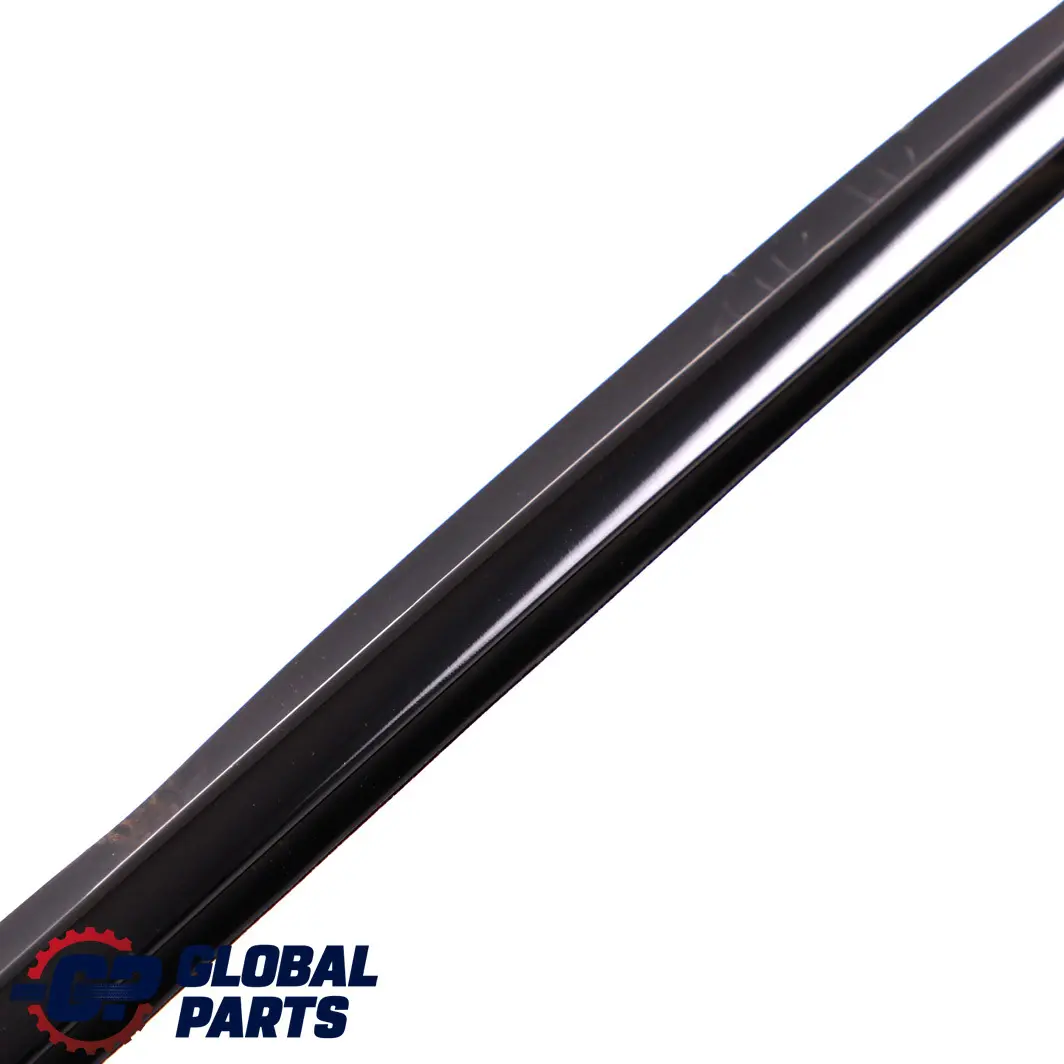BMW F33 F83 M4 Listwa Uszczelka Szyby Drzwi Prawy Tył High Gloss - SKU 7295572 - Numer Części 7295572