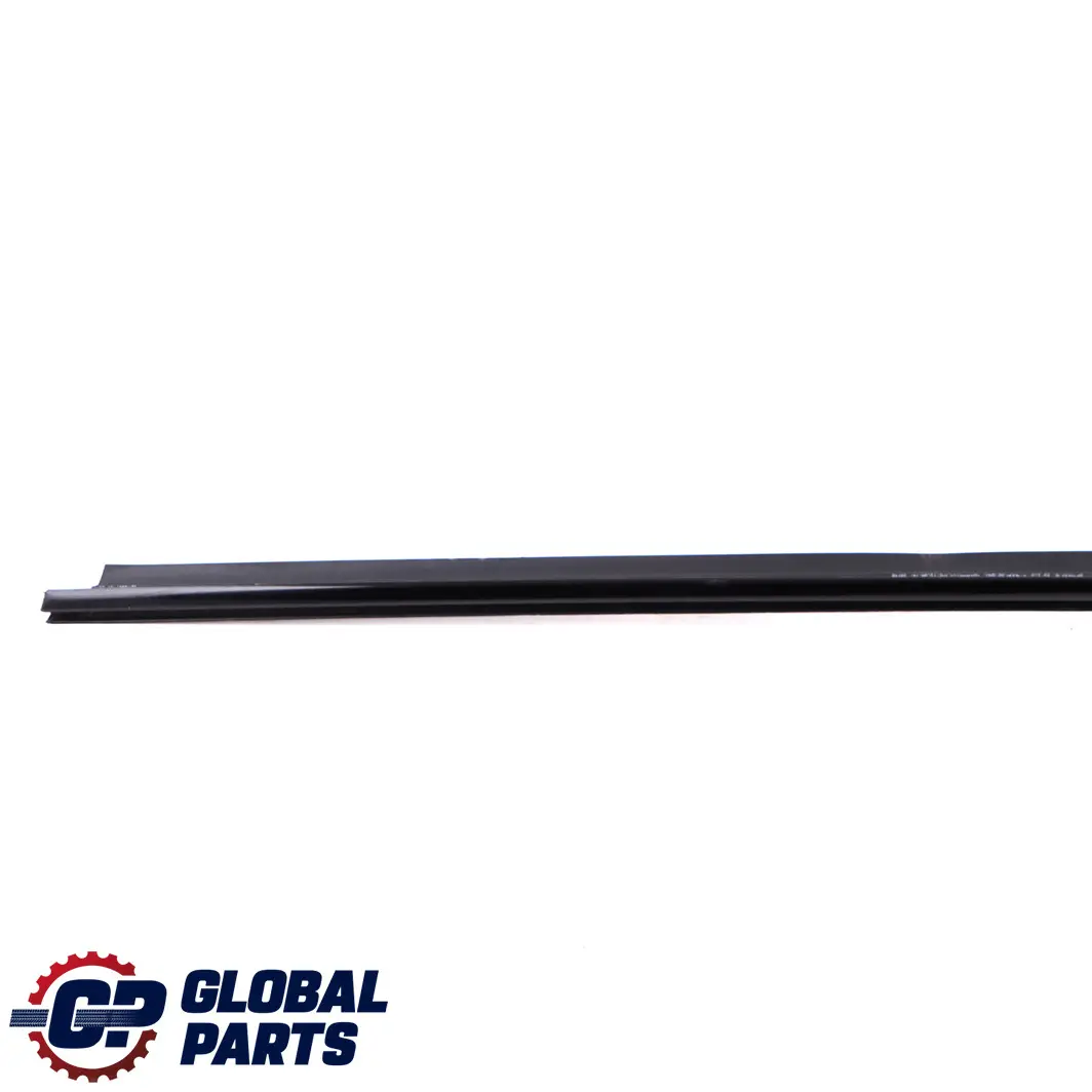 BMW F33 F83 M4 Listwa Uszczelka Szyby Drzwi Prawy Tył High Gloss - SKU 7295572 - Numer Części 7295572