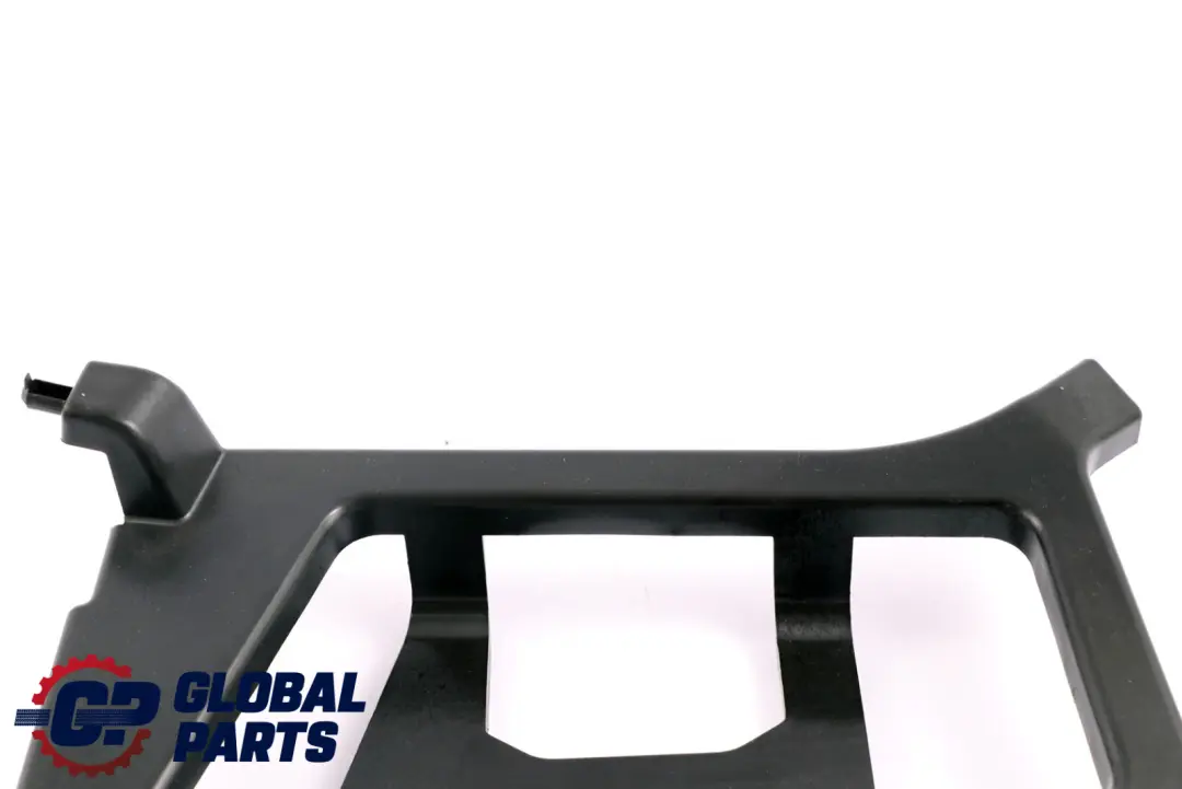 Wspornik Obudowa Plastik Bagażnika Lewy do BMW F22 o numerze 7295949 BMW F22 Wspornik Obudowa Plastik Bagażnika Lewy - SKU 7295949 - Numer Części 7295949