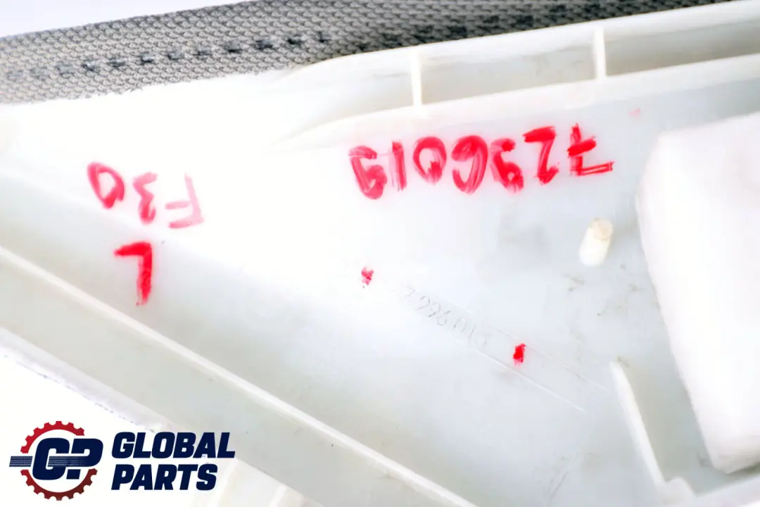 BMW F30 F80 M3 Osłona słupka A lewa Everestgrau - SKU 7296019 - Numer Części 7296019