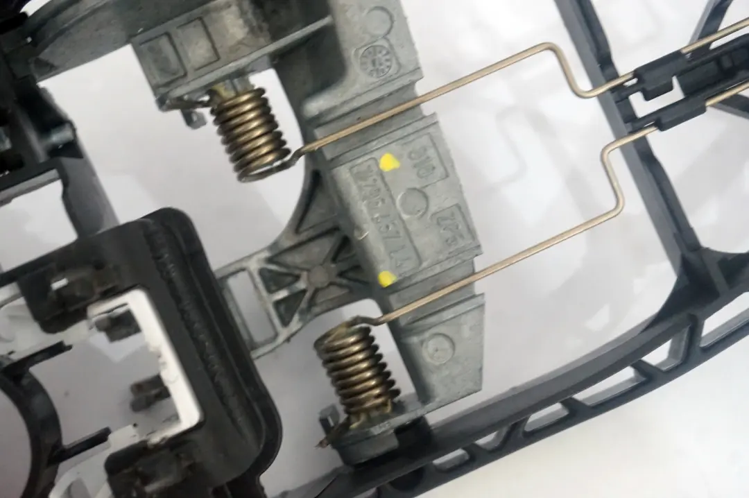 Mini Cooper F55 Podstawa Uchwyt Klamki Drzwi Lewy Tył - SKU 7296457-2 - Numer Części 7296457