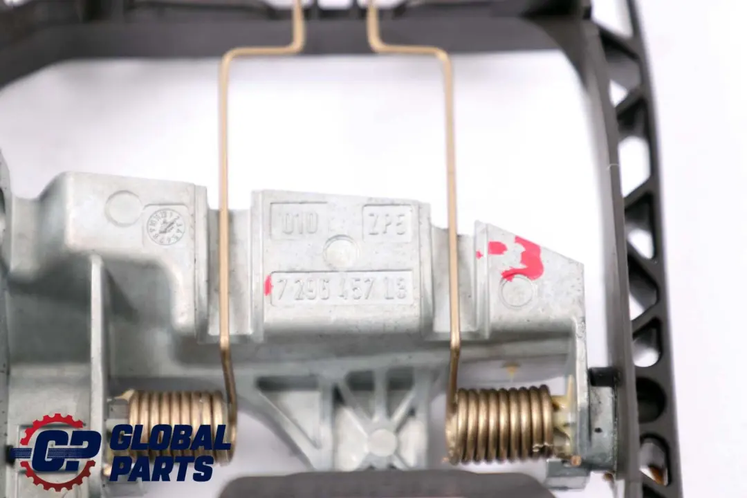 Carrier Poignée de porte extérieure avant gauche pour Mini F55 F56 à propos du numéro de pièce 7296457 Mini F55 F56 Carrier Poignée de porte extérieure avant gauche - SKU 7296457-3 - Numéro de pièce 7296457