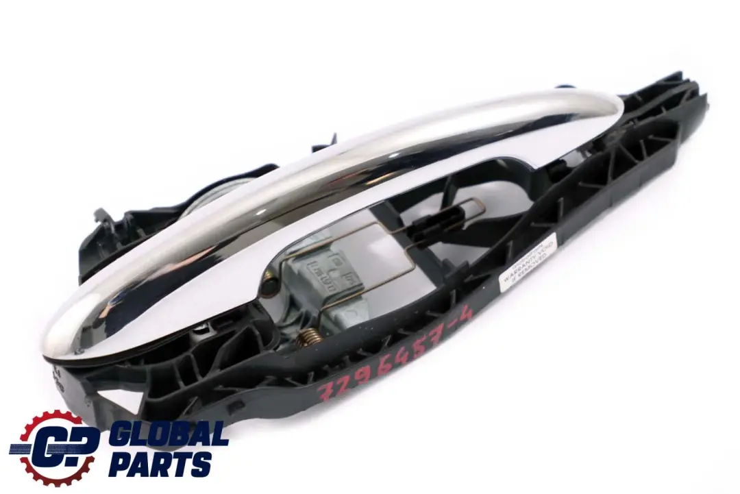 Supporto Maniglia Porta Esterna Post SX Cromo per Mini Cooper One F54 F55 F60 con numero di parte 7296457 Mini Cooper One F54 F55 F60 Supporto Maniglia Porta Esterna Post SX Cromo - SKU 7296457-4 - Numero di parte 7296457