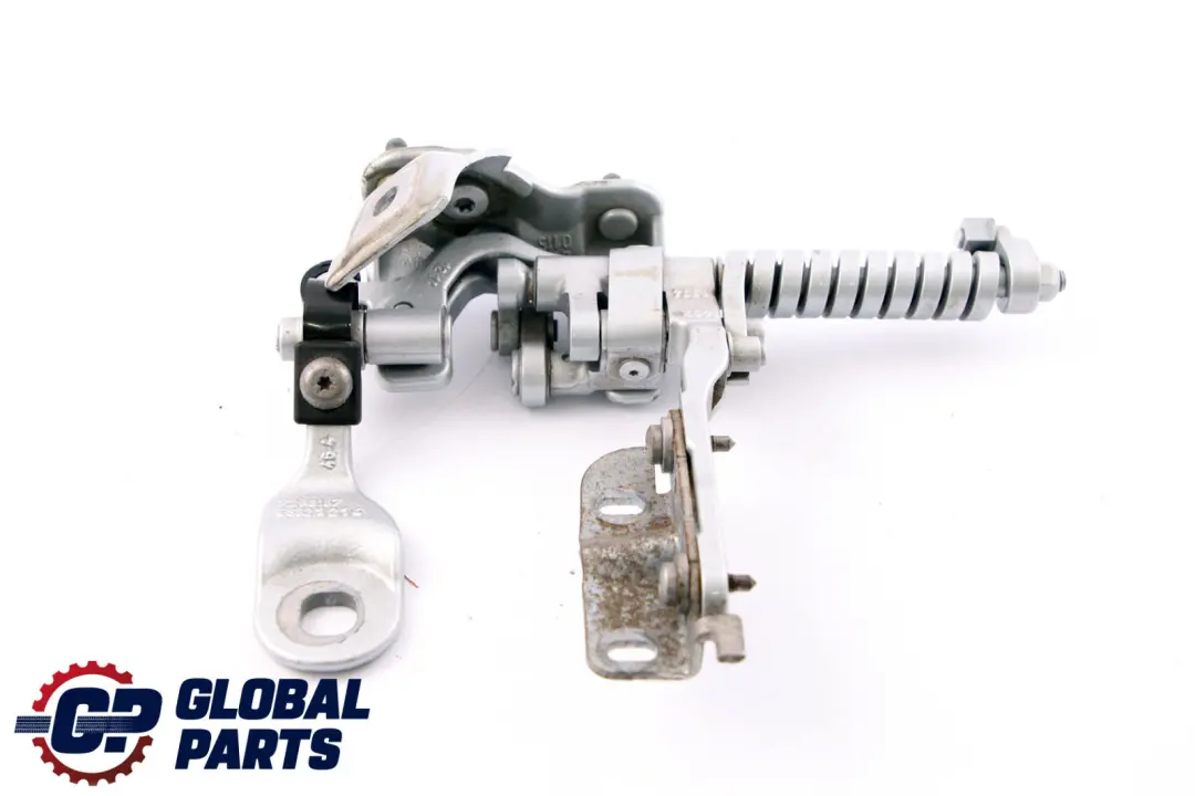 Cerniera Coperchio Posteriore Sinistro Argento Ghiacciato A83 7263157 per BMW F31 con numero di parte 7298069 BMW F31 Cerniera Coperchio Posteriore Sinistro Argento Ghiacciato A83 7263157 - SKU 7298069-GSB - Numero di parte 7298069