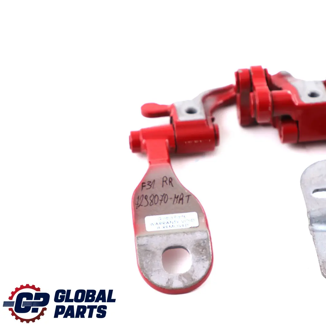 Arrière Droite Charnière Couvercle Coffre Melbourne Rouge - A75 7263158 pour BMW F31 à propos du numéro de pièce 7298070 BMW F31 Arrière Droite Charnière Couvercle Coffre Melbourne Rouge - A75 7263158 - SKU 7298070-MRT - Numéro de pièce 7298070