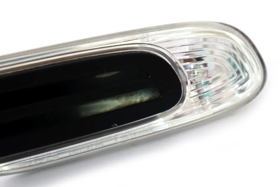 Right O/S Direction Additional Turn Indicator Lamp White to Mini F55 F56 F57 with Part number 7298348 Mini F55 F56 F57 Right O/S Direction Additional Turn Indicator Lamp White - SKU 7298348 - Part number 7298348