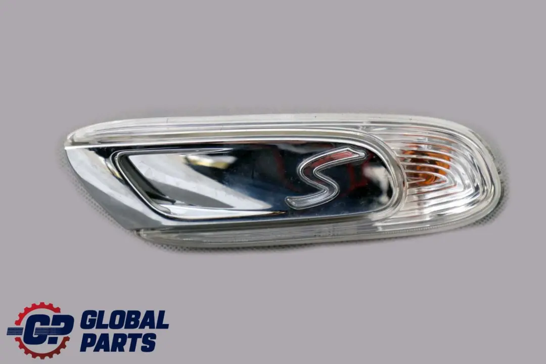 Laterale Indicatore Direzione Anteriore Destro per Mini Cooper S F55 F56 F57 con numero di parte 7298352 Mini Cooper S F55 F56 F57 Laterale Indicatore Direzione Anteriore Destro - SKU 7298352 - Numero di parte 7298352