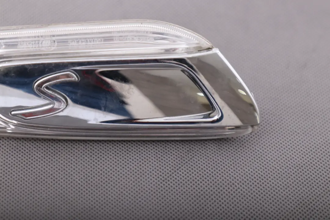 Front Side Wing Turn Indicator Right O/S to Mini Cooper S F55 F56 F57 with Part number 7298352 Mini Cooper S F55 F56 F57 Front Side Wing Turn Indicator Right O/S - SKU 7298352 - Part number 7298352