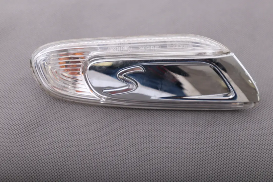Aile Latérale Indicateur Direction Avant Droit pour Mini Cooper S F55 F56 F57 à propos du numéro de pièce 7298352 Mini Cooper S F55 F56 F57 Aile Latérale Indicateur Direction Avant Droit - SKU 7298352 - Numéro de pièce 7298352
