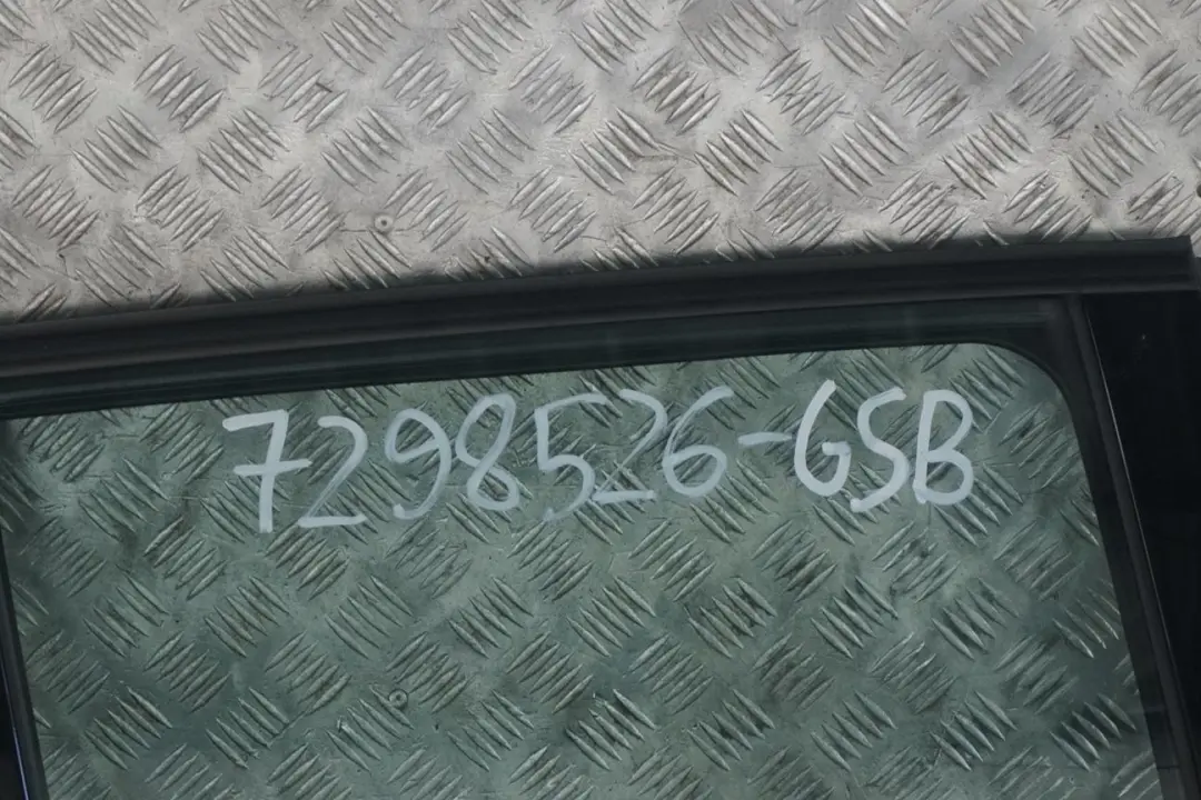 Right Door O/S Glacier Silber Silver Metallic - A83 to BMW 3 F31 Touring Rear with Part number 7298526 BMW 3 F31 Touring Rear Right Door O/S Glacier Silber Silver Metallic - A83 - SKU 7298526-GSB - Part number 7298526