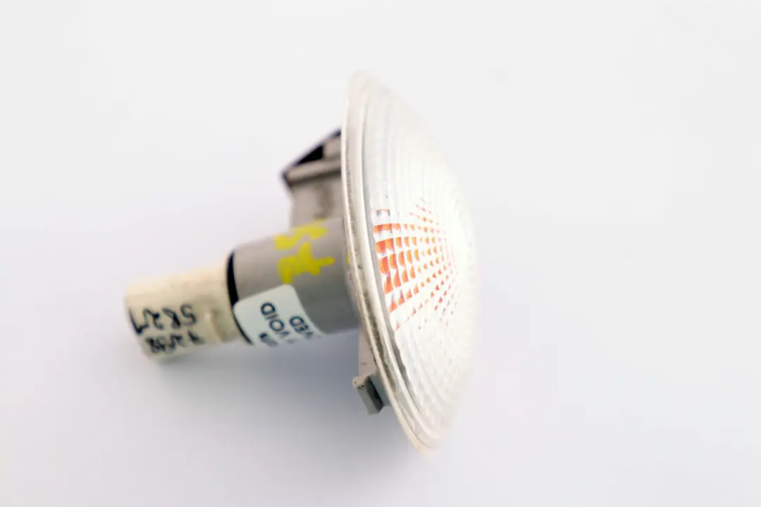 Luce Posizione Anteriore Bianca Destra Sinistra per Mini Cooper R55 R56 R57 con numero di parte 2751978 Mini Cooper R55 R56 R57 Luce Posizione Anteriore Bianca Destra Sinistra - SKU 7298582-1 - Numero di parte 2751978