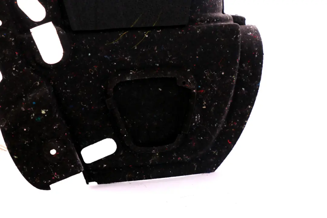 Pannello di rivestimento del bagagliaio destro per Mini Cooper F56 con numero di parte 7298598 Mini Cooper F56 Pannello di rivestimento del bagagliaio destro - SKU 7298598 - Numero di parte 7298598