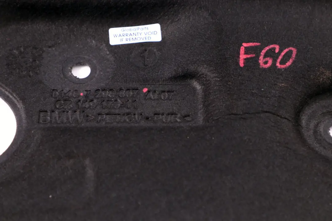 Isolamento acustico Tunnel Esterno Posteriore per Mini Cooper F54 F60 con numero di parte 7298867 Mini Cooper F54 F60 Isolamento acustico Tunnel Esterno Posteriore - SKU 7298867 - Numero di parte 7298867