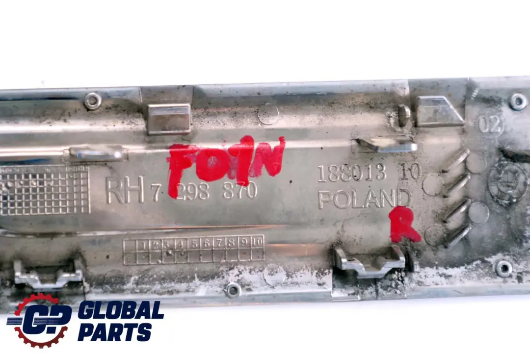 Indicator Cover Fender Trim Front Right O/S to BMW 7 Series F01 F02 LCI with Part number 7298870 BMW 7 Series F01 F02 LCI Indicator Cover Fender Trim Front Right O/S - SKU 7298870 - Part number 7298870