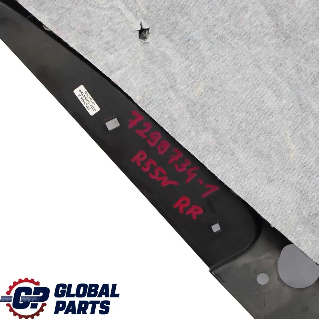 Seitenverkleidung Hinten Rechts Carbon Schwarz Piano Hochglanz für Mini R55 LCI mit Teilenummer 7299734 Mini R55 LCI Seitenverkleidung Hinten Rechts Carbon Schwarz Piano Hochglanz - SKU 7299734-1 - Teilenummer 7299734