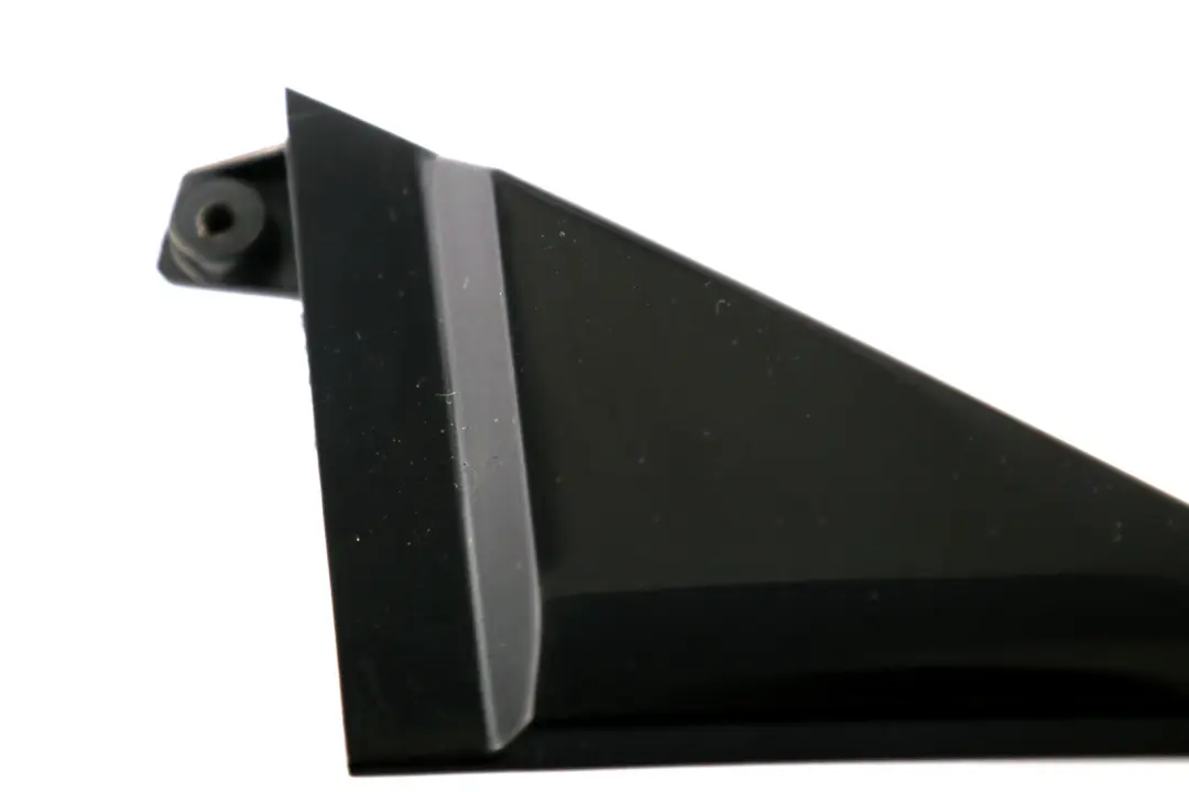 Esquina Interior Moldura Izquierda Triangulo para Mini Cooper F56 F57 con número de pieza 7299987 Mini Cooper F56 F57 Esquina Interior Moldura Izquierda Triangulo - SKU 7299987 - Número de pieza 7299987