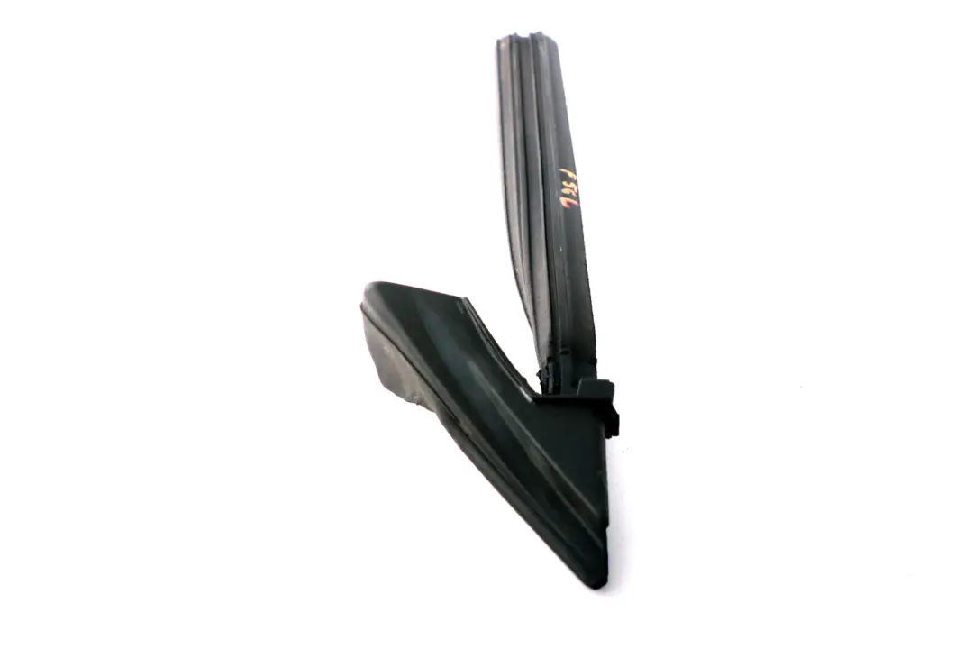 Guarnizione Porta Angolare Sinistra Anteriore per Mini Cooper One F56 F57 con numero di parte 7299989 Mini Cooper One F56 F57 Guarnizione Porta Angolare Sinistra Anteriore - SKU 7299989 - Numero di parte 7299989