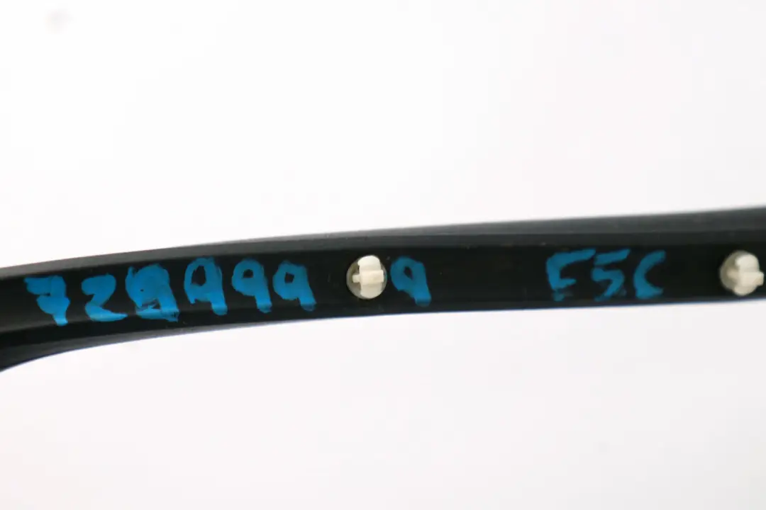 Mini Cooper One F56 F57 Guarnizione Chiusura Ermetica T?rfuge Sotto Ant. - SKU 7299999 - Numero di parte 7299999