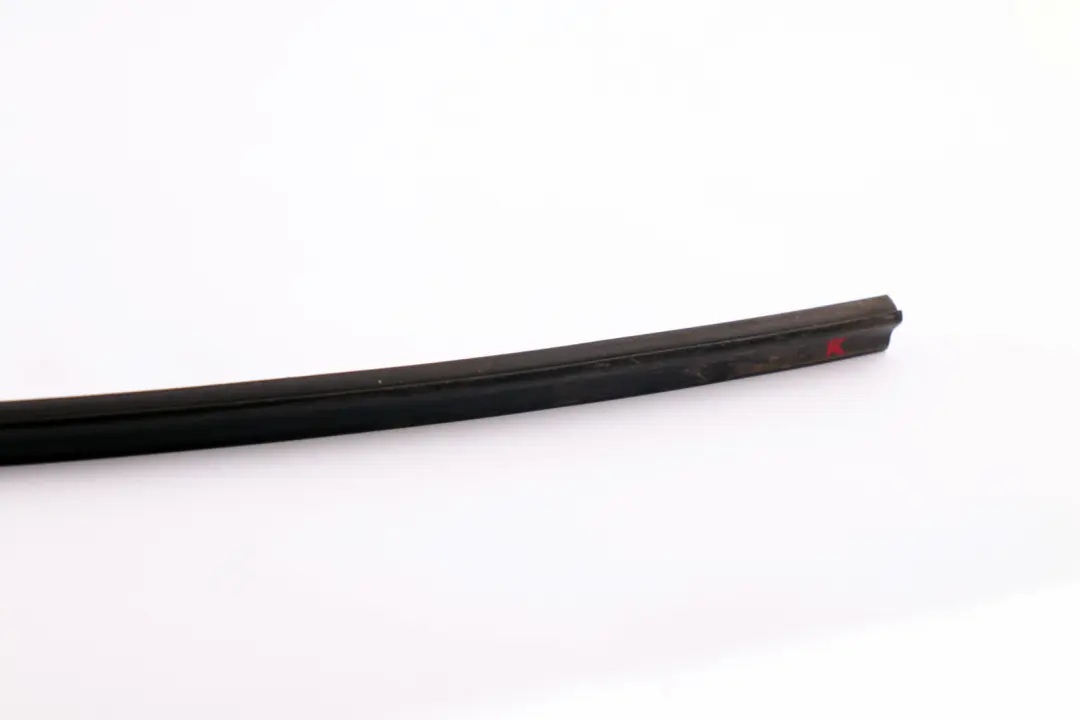 Junta De Sellado Techo Marco Derecho para Mini Cooper F56 con número de pieza 7300004 Mini Cooper F56 Junta De Sellado Techo Marco Derecho - SKU 7300004 - Número de pieza 7300004