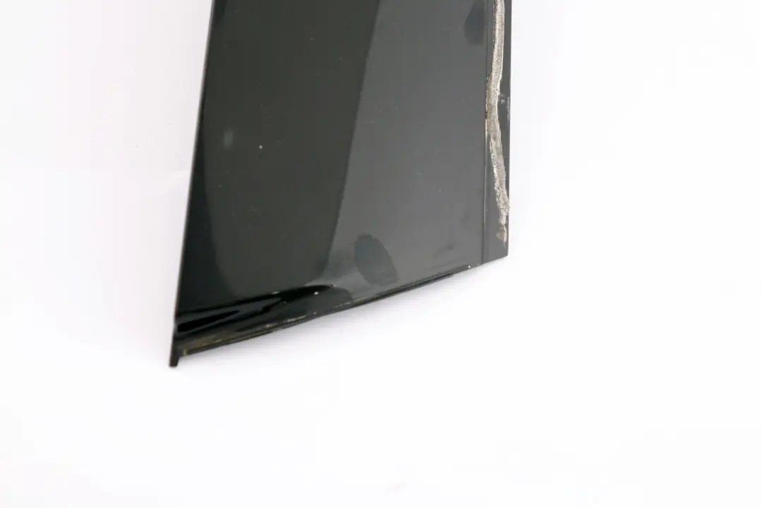 *Mini Cooper One F56 Abdeckung Blende Glanzschwarz C-Säule Rechts für mit Teilenummer 7300014 *Mini Cooper One F56 Abdeckung Blende Glanzschwarz C-Säule Rechts - SKU 7300014-1 - Teilenummer 7300014