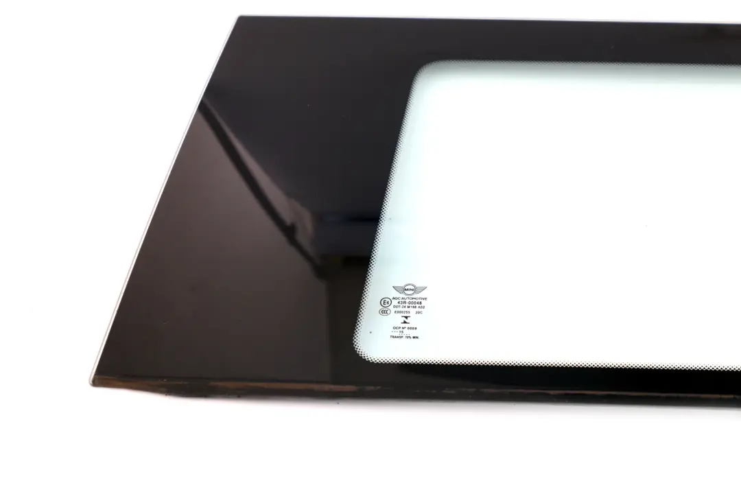 Quarter Side Window Glass Green Rear Left N/S AS2 to Mini Cooper One F56 with Part number 7300017 Mini Cooper One F56 Quarter Side Window Glass Green Rear Left N/S AS2 - SKU 7300017 - Part number 7300017