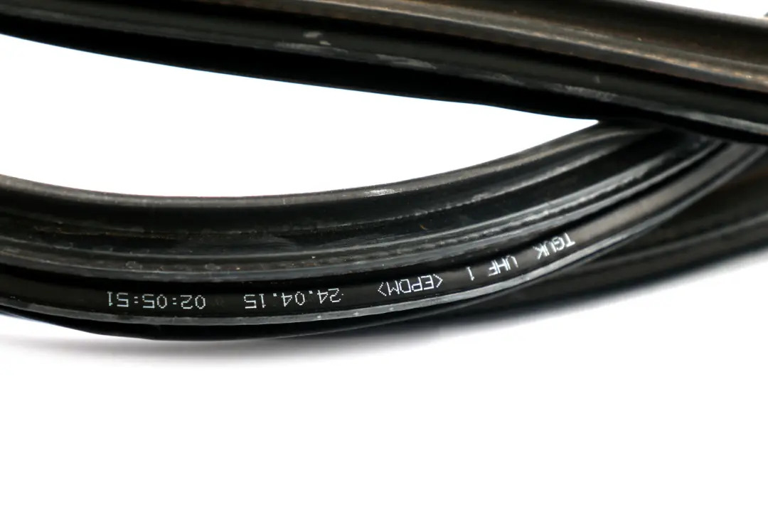 Uszczelka Drzwi Lewy Przód do Mini Cooper One F56 o numerze 7408449 Mini Cooper One F56 Uszczelka Drzwi Lewy Przód - SKU 7300029 - Numer Części 7408449