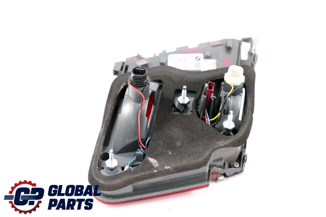 BMW F01 Prawa Lampa W Klapę Prawy Tył - SKU 7300272 - Numer Części 7300272