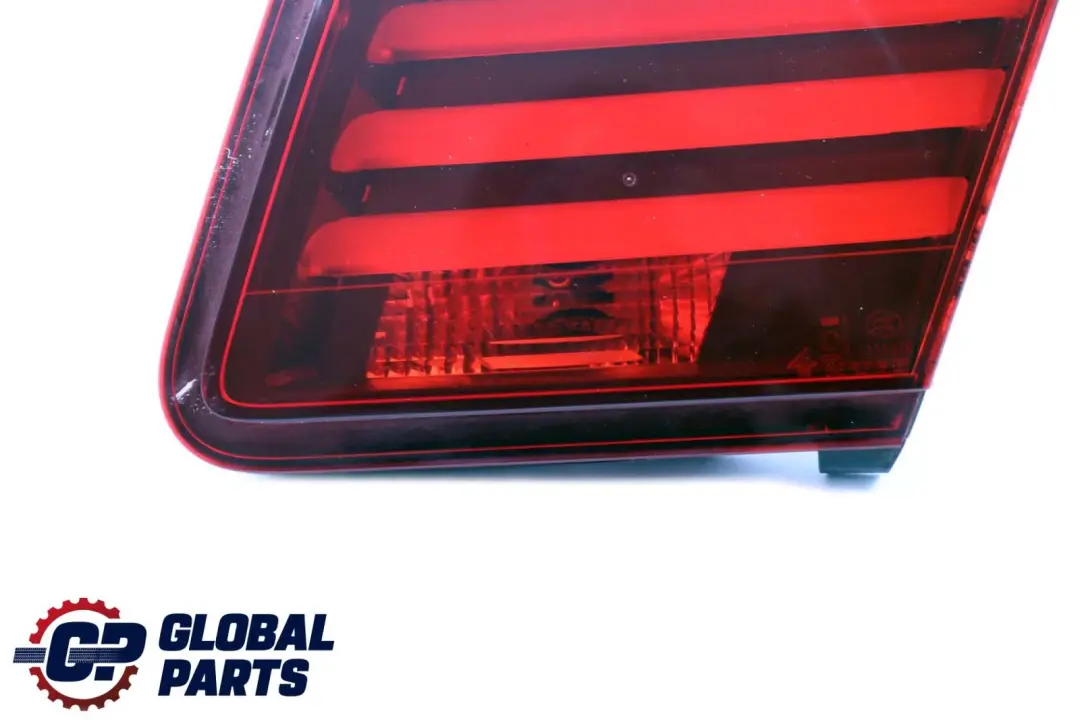 BMW F01 Prawa Lampa W Klapę Prawy Tył - SKU 7300272 - Numer Części 7300272