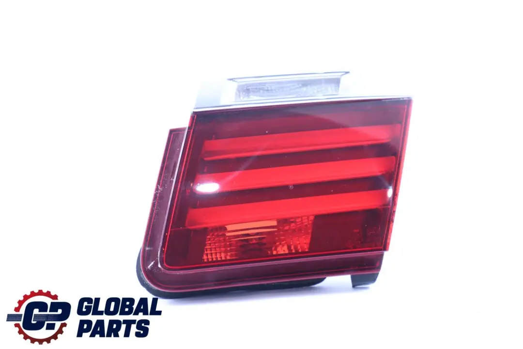 BMW F01 Prawa Lampa W Klapę Prawy Tył - SKU 7300272 - Numer Części 7300272