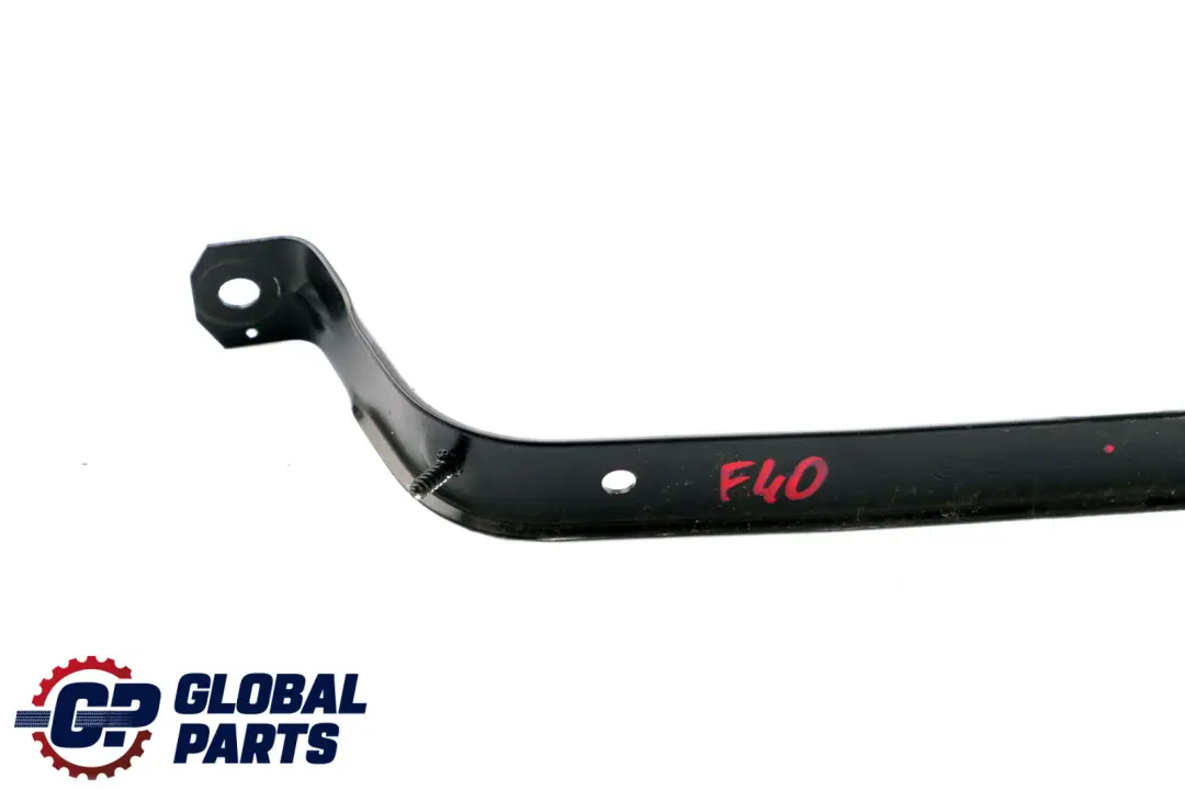 Soporte de la correa de tensión del depósito de combustible para BMW F40 con número de pieza 7300514 BMW F40 Soporte de la correa de tensión del depósito de combustible - SKU 7300514 - Número de pieza 7300514