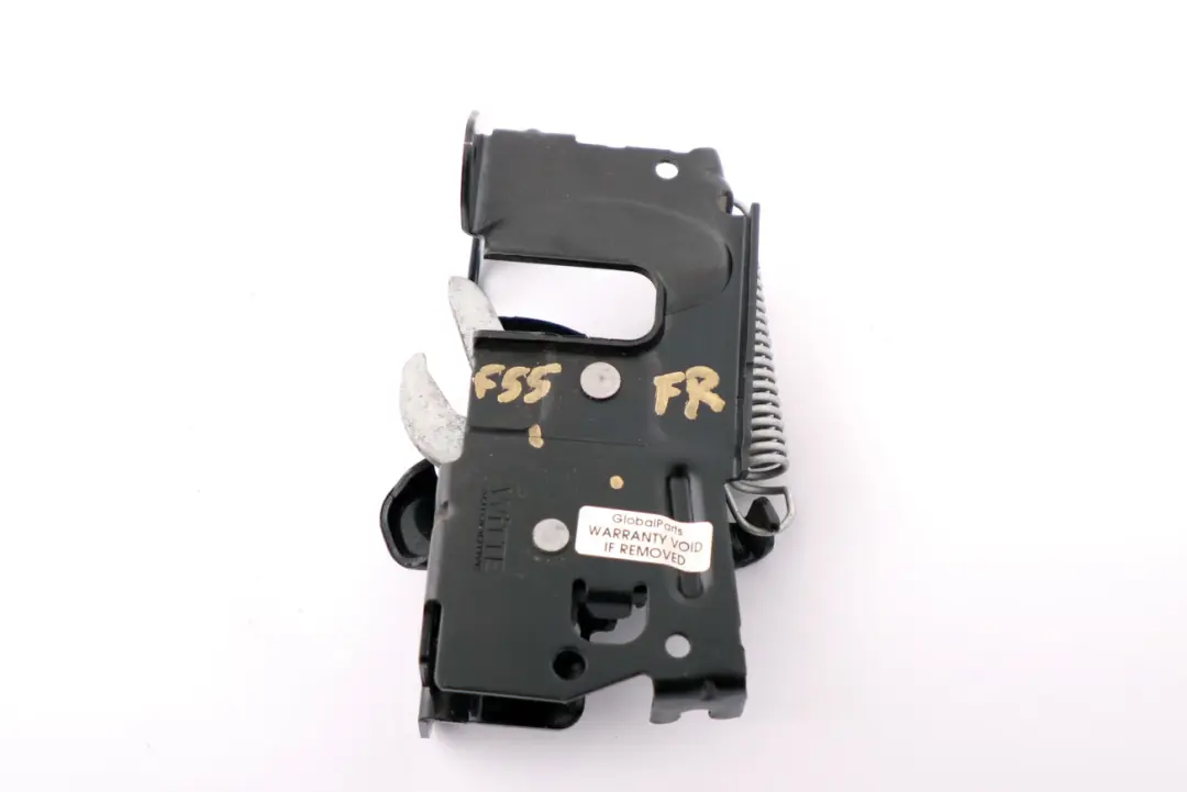 Zamek Zaczep Rygiel Maski Prawy Przód do Mini F55 F56 o numerze 7300570 Mini F55 F56 Zamek Zaczep Rygiel Maski Prawy Przód - SKU 7300570 - Numer Części 7300570