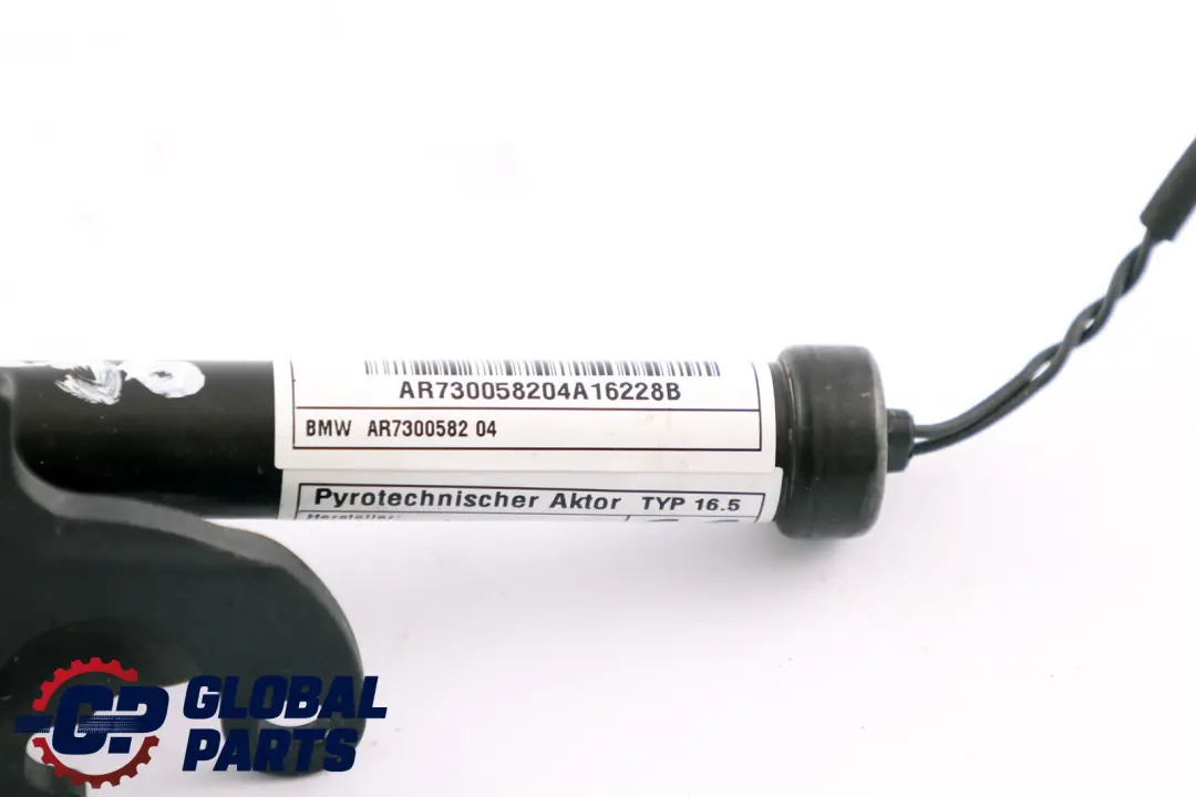 Cofano Motore Attuatore Posteriore Destra per Mini Cooper One F55 F56 F57 con numero di parte 7300582 Mini Cooper One F55 F56 F57 Cofano Motore Attuatore Posteriore Destra - SKU 7300582 - Numero di parte 7300582