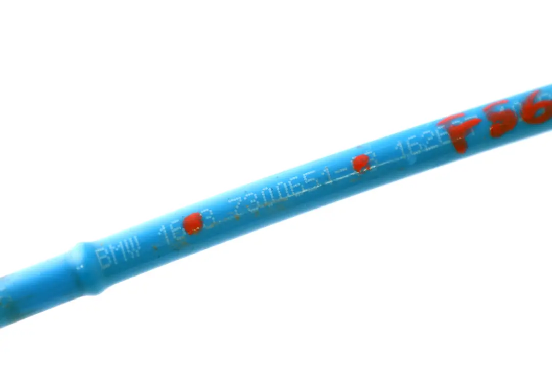 Tubo respiradero del depósito de combustible para Mini F55 F56 F57 Cabrio con número de pieza 7300651 Mini F55 F56 F57 Cabrio Tubo respiradero del depósito de combustible - SKU 7300651 - Número de pieza 7300651