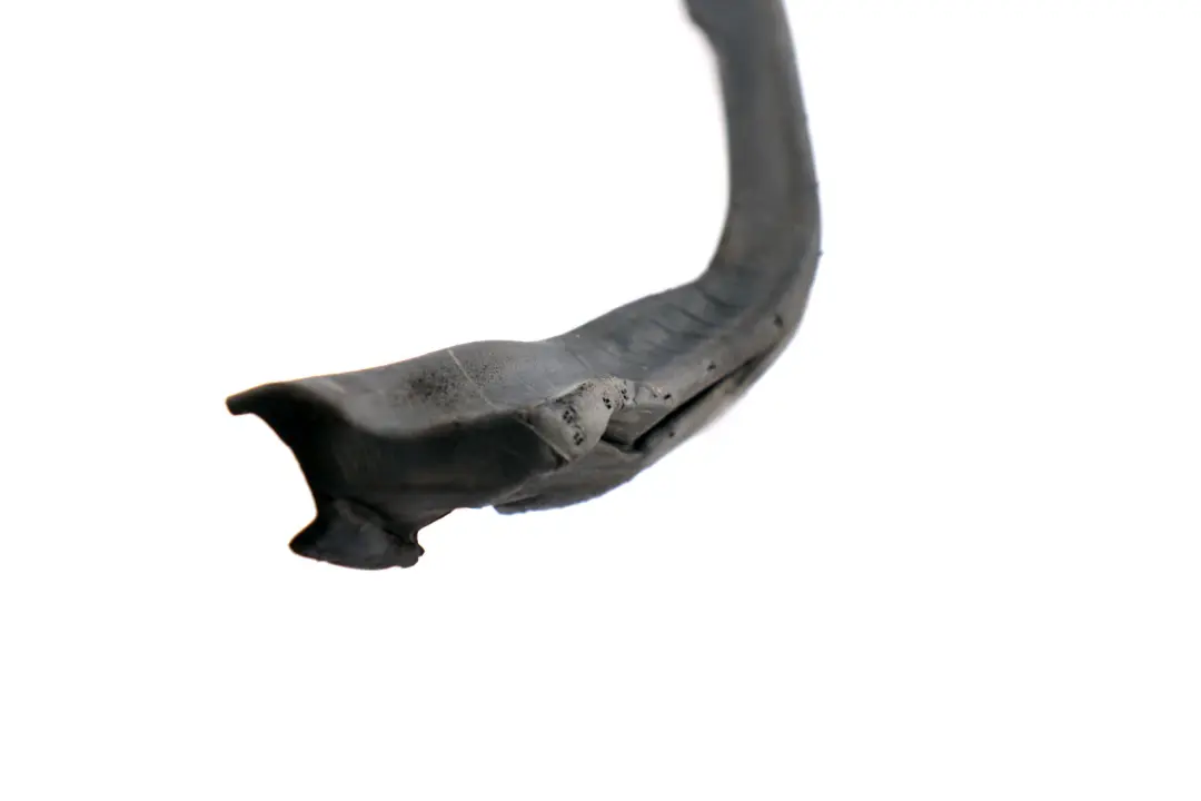 Abdichtung Seitenwand Links für BMW 1 2 er F20 F20N F21 F22 LCI mit Teilenummer 7300693 BMW 1 2 er F20 F20N F21 F22 LCI Abdichtung Seitenwand Links - SKU 7300693 - Teilenummer 7300693