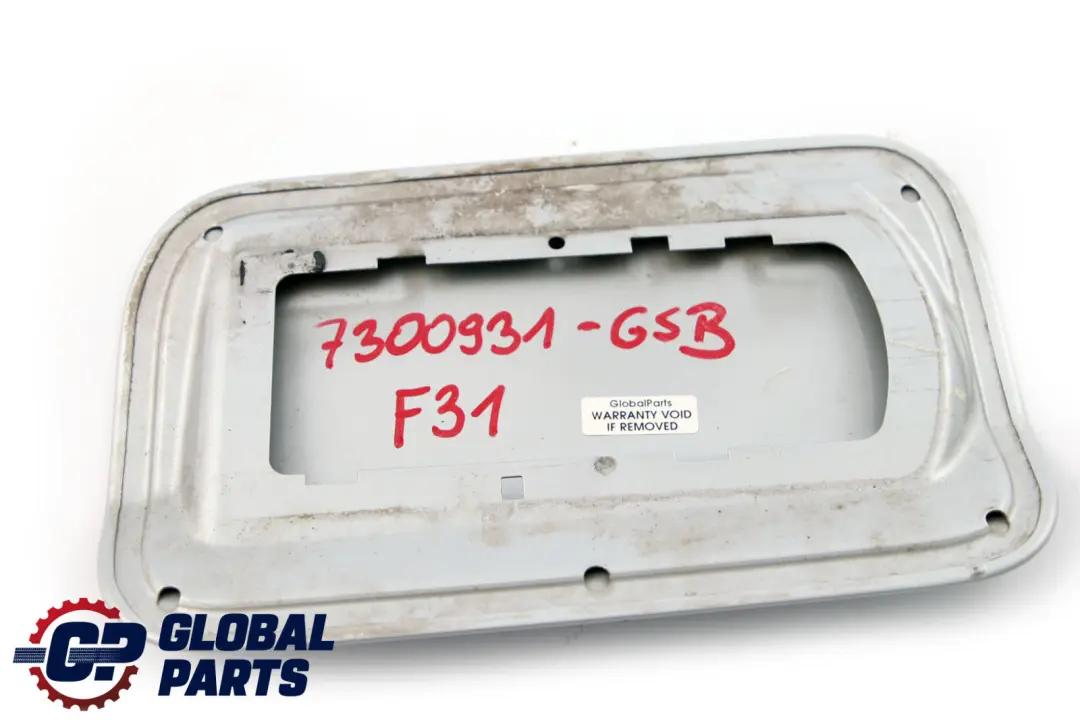 Couvercle Trappe Remplissage Carburant Argent Glacier - A83 pour BMW F31 à propos du numéro de pièce 7300931 BMW F31 Couvercle Trappe Remplissage Carburant Argent Glacier - A83 - SKU 7300931-GSB - Numéro de pièce 7300931