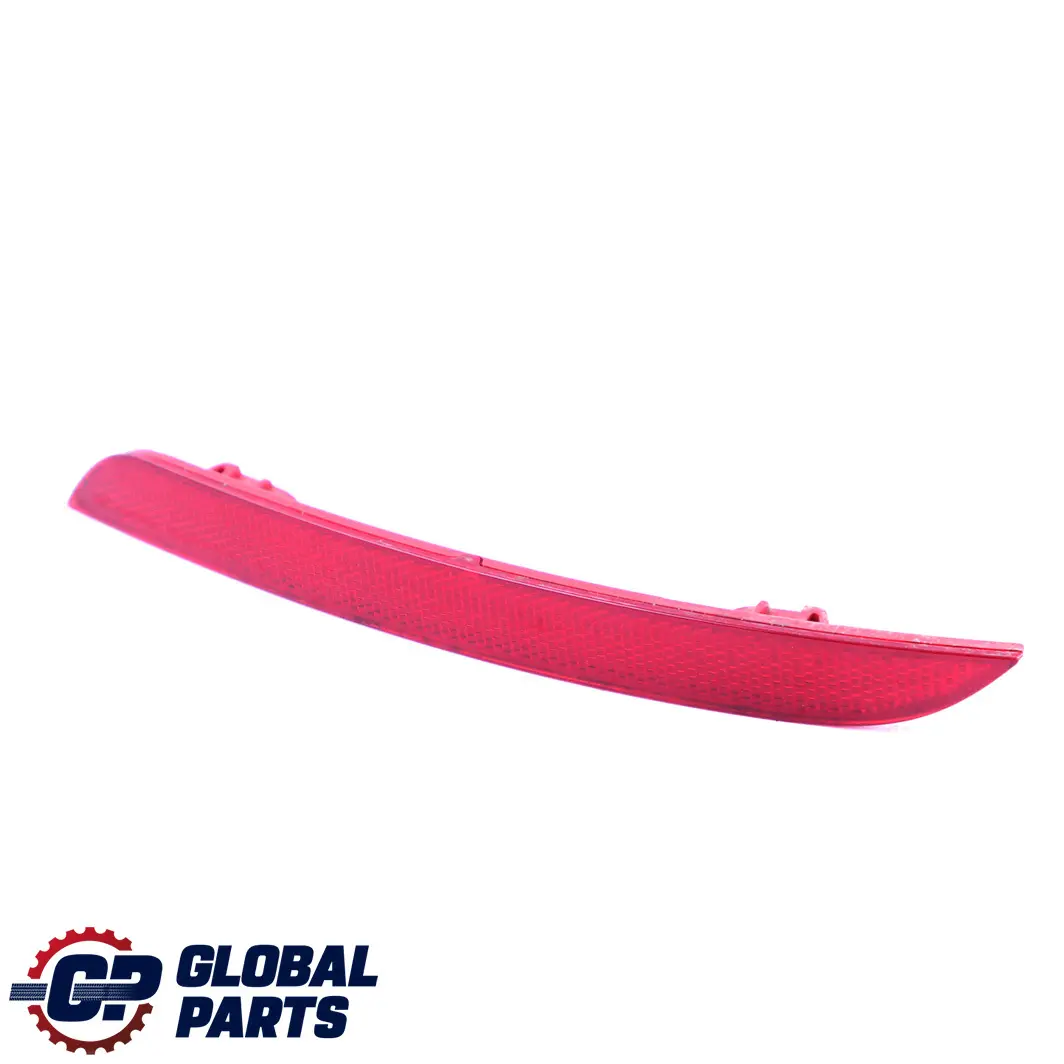 Réflecteur de pare-chocs arrière droit rouge pour BMW 3 F30 F32 F33 à propos du numéro de pièce 7301188 BMW 3 F30 F32 F33 Réflecteur de pare-chocs arrière droit rouge - SKU 7301188 - Numéro de pièce 7301188