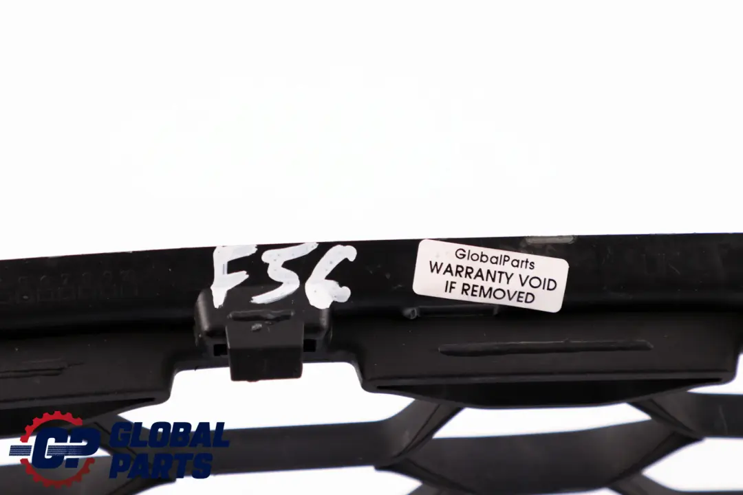 Frontstoßstange Mitte Grill Gitter für Mini Cooper F55 F56 F57 mit Teilenummer 7301564 Mini Cooper F55 F56 F57 Frontstoßstange Mitte Grill Gitter - SKU 7301564 - Teilenummer 7301564