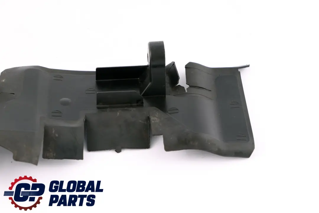 Osłona Kierownica Powietrza Prawa do Mini Cooper One F55 F56 o numerze 7301610 Mini Cooper One F55 F56 Osłona Kierownica Powietrza Prawa - SKU 7301610 - Numer Części 7301610