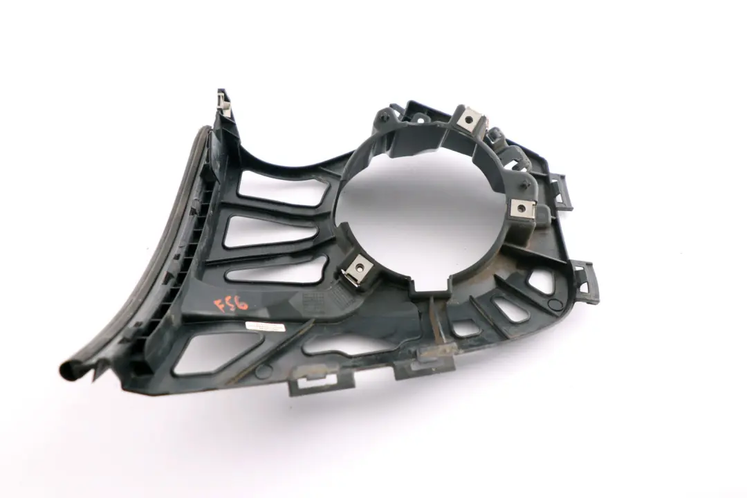 Supporto paraurti anteriore Fendinebbia Sinistro per Mini F55 F56 F57 con numero di parte 7302507 Mini F55 F56 F57 Supporto paraurti anteriore Fendinebbia Sinistro - SKU 7302507 - Numero di parte 7302507